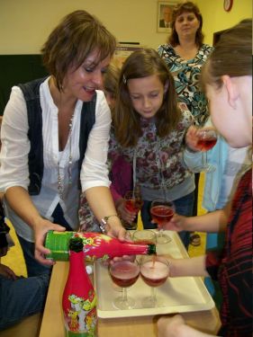 Oslavili jsme zakon�en� divadeln� sez�ny...