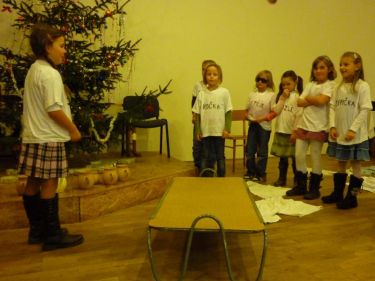 Vystoupen� pro seniory - Jiskra prosinec 2011