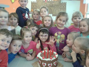 Narozeniny Nikolky, Admka a Karolnky